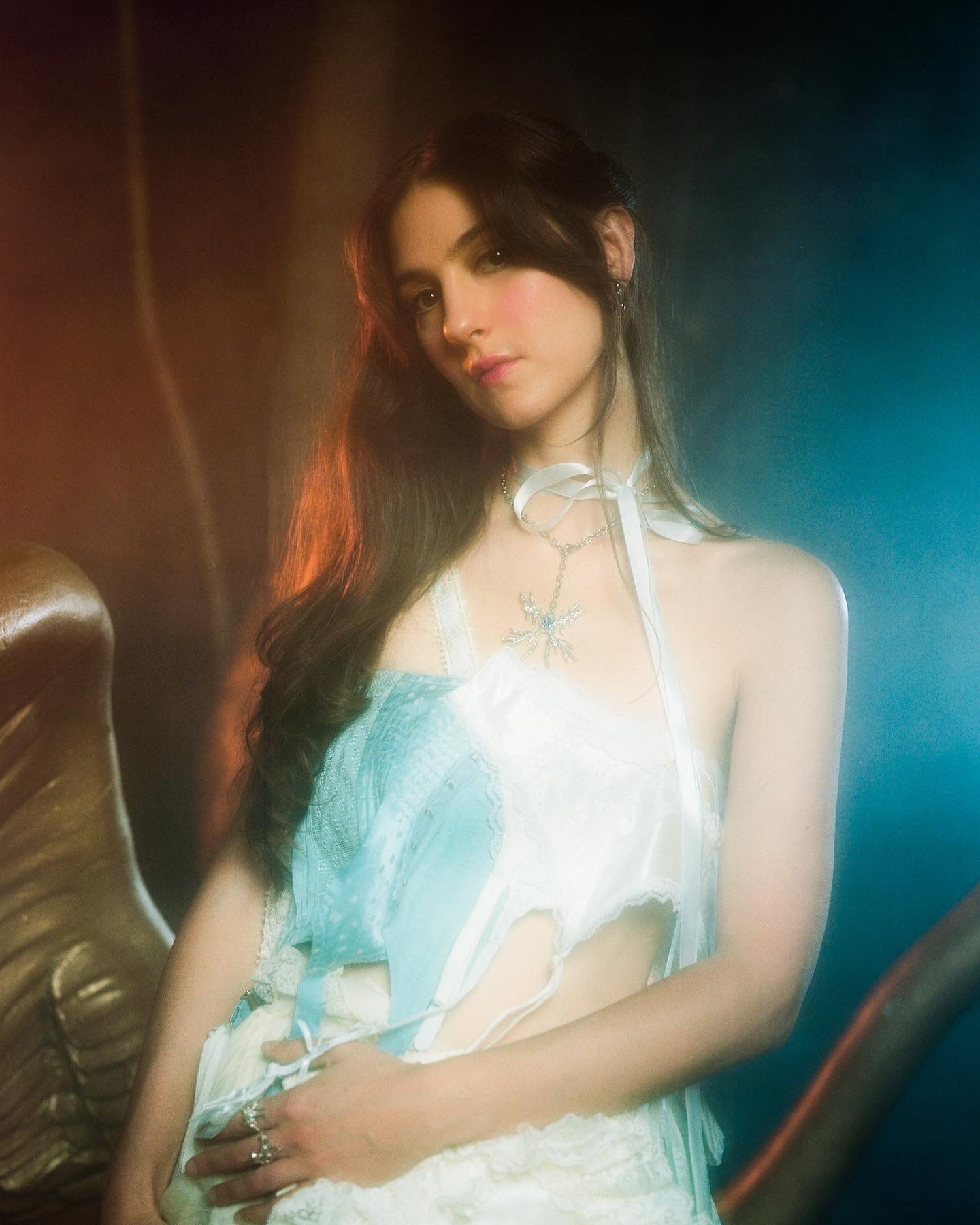 Weyes Blood x Schön