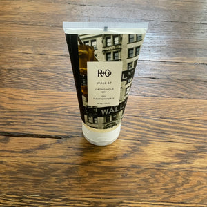 R + CO Wall st strong hold gel